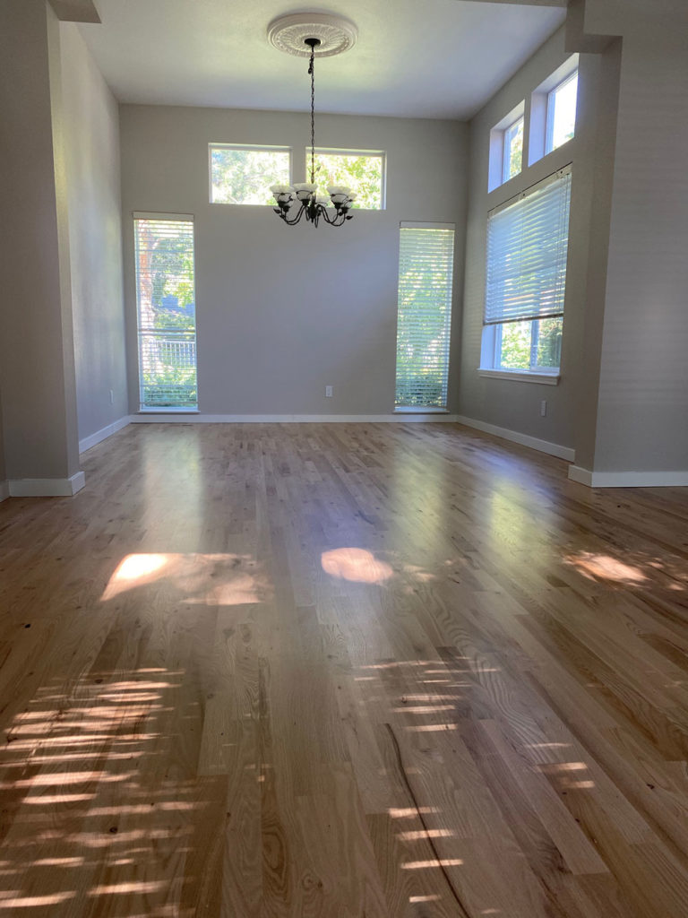 oak hardwood floors in light living room
