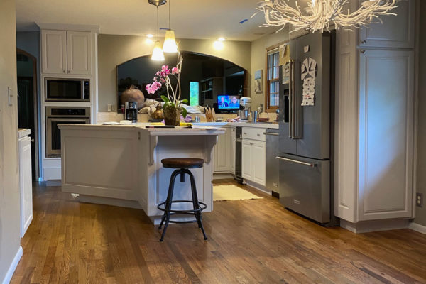 oak hardwood floors in kitchen and dining room